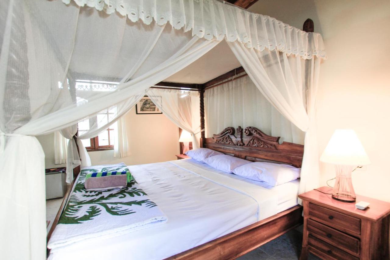 Ganesha Amed Hotel Bagian luar foto