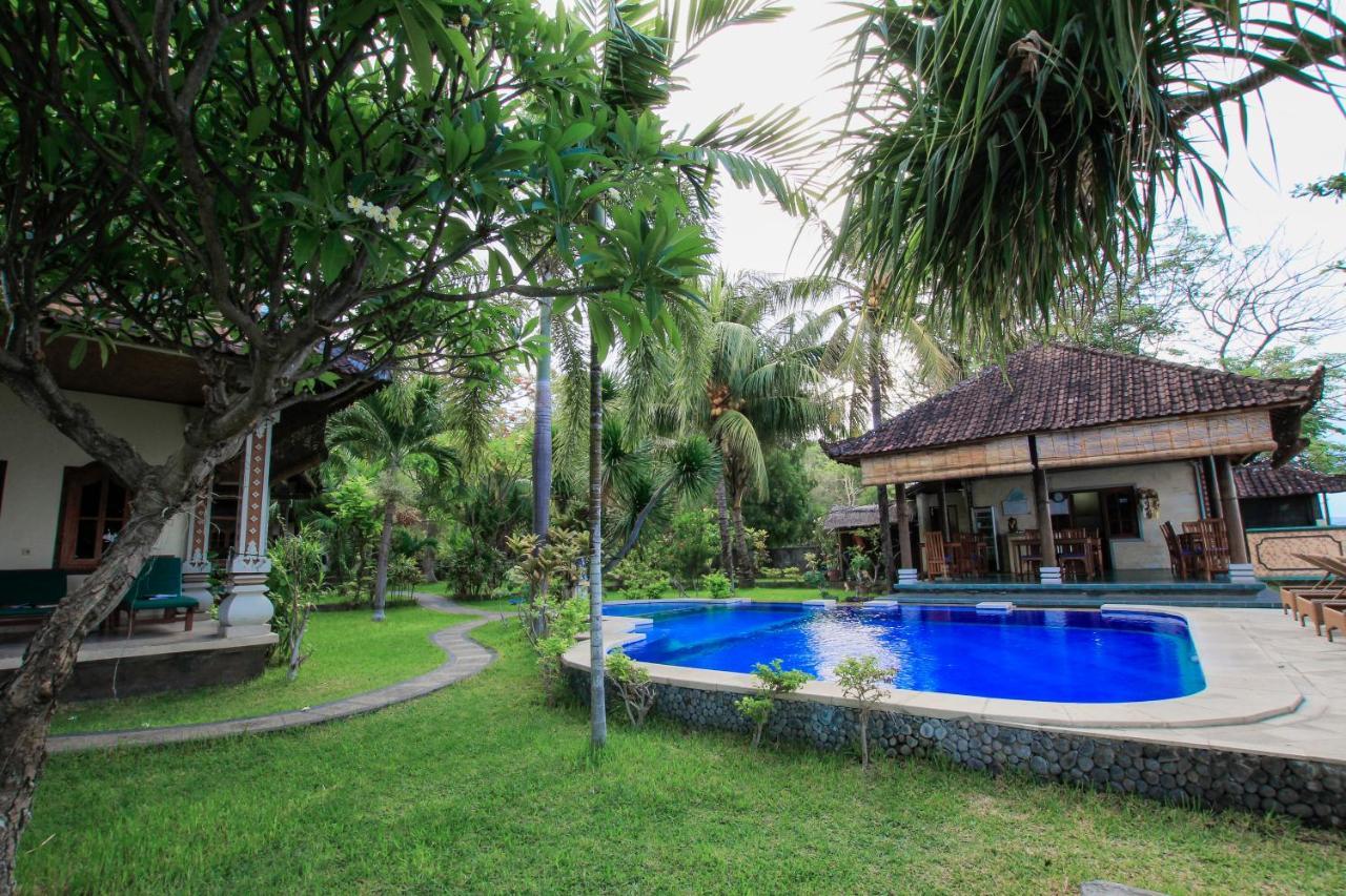 Ganesha Amed Hotel Bagian luar foto