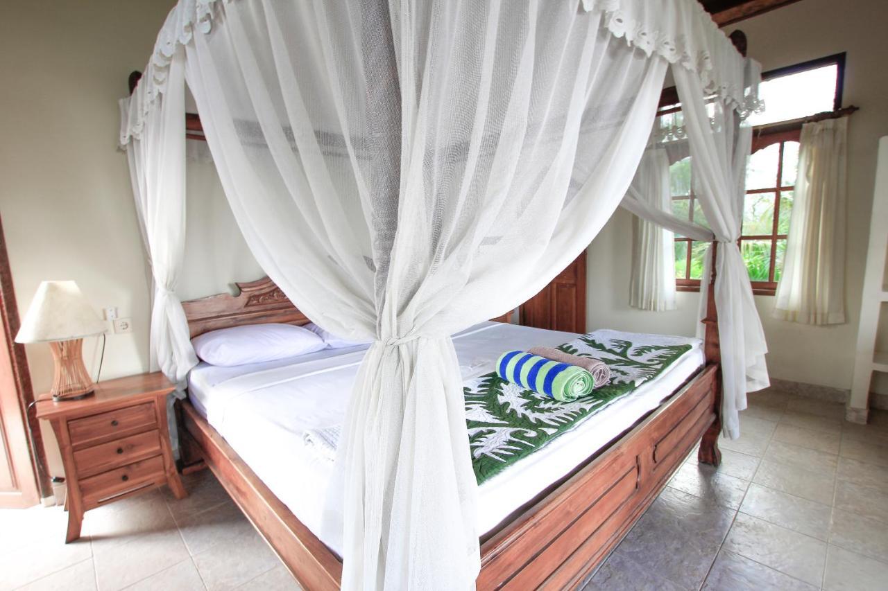 Ganesha Amed Hotel Bagian luar foto