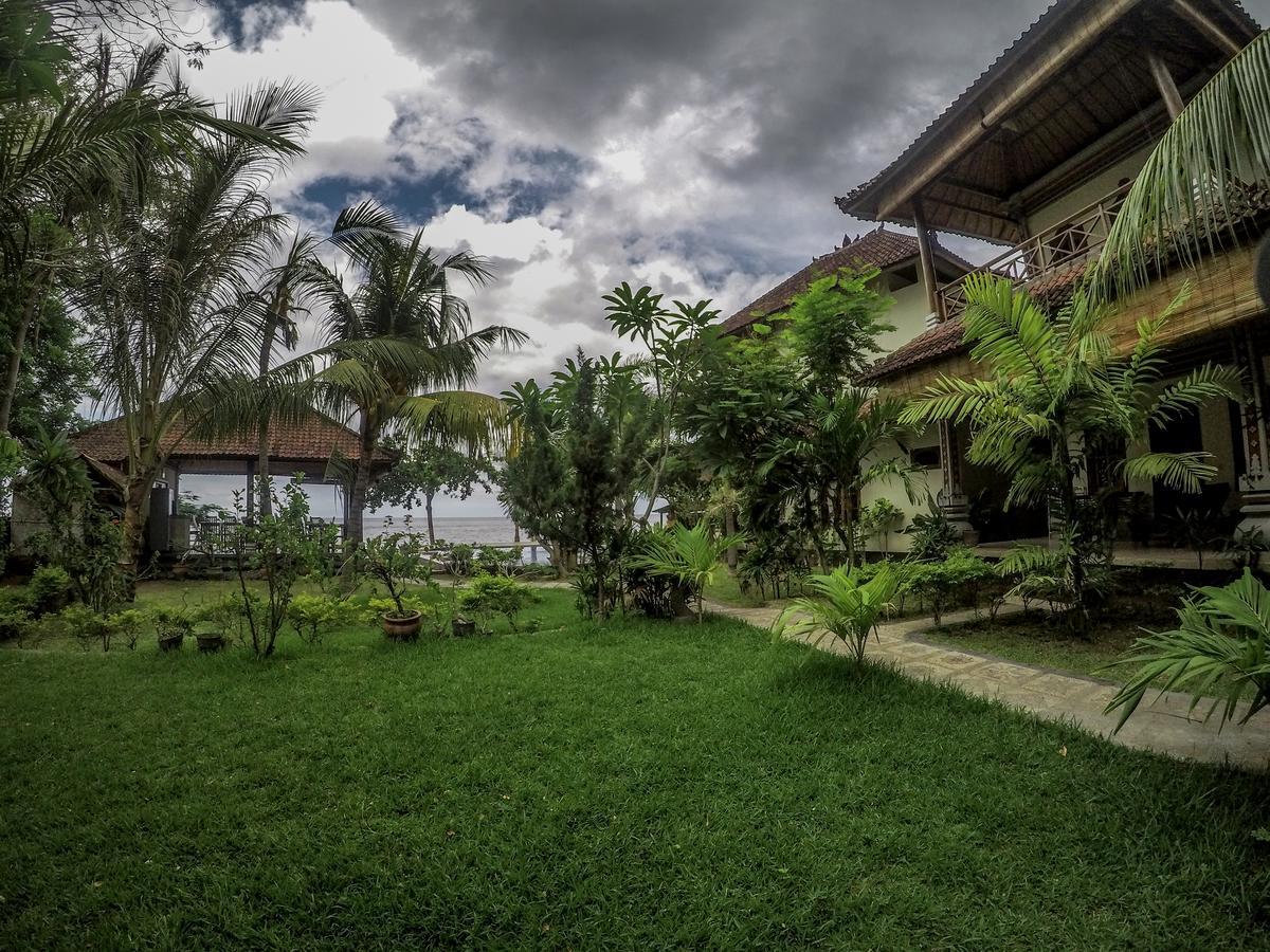 Ganesha Amed Hotel Bagian luar foto